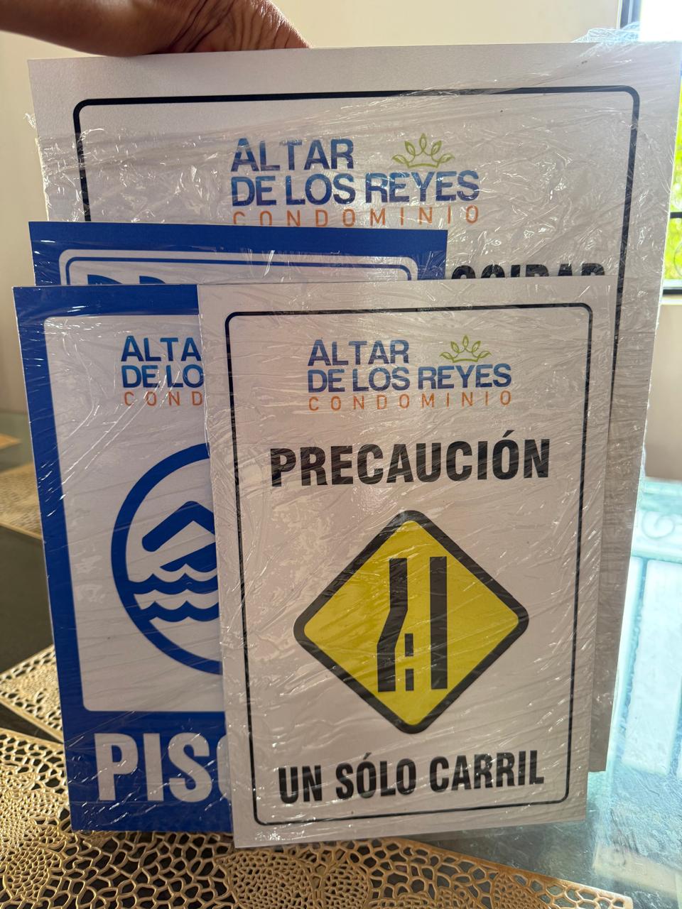 Avisos y señalización